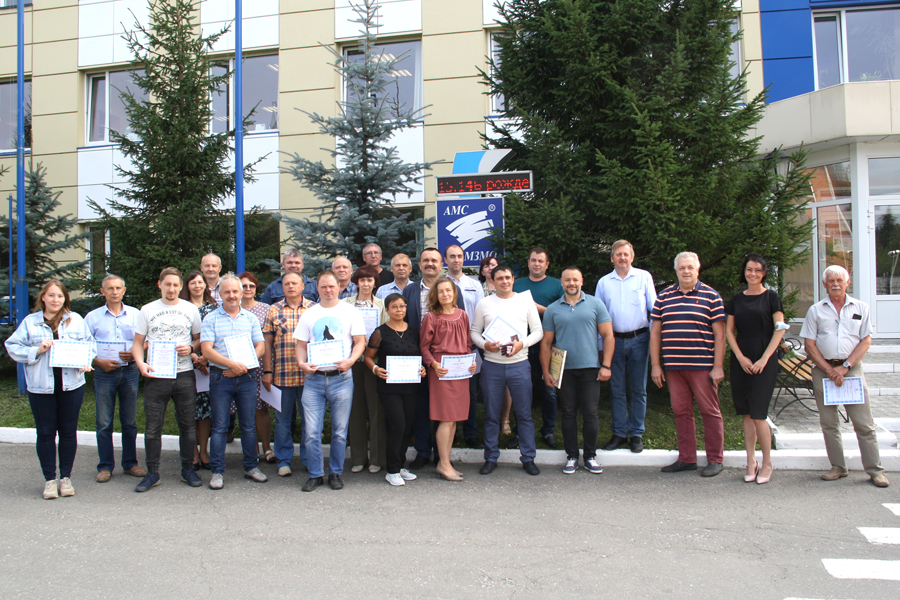 За вклад в развитие отрасли