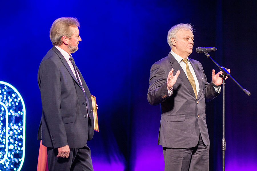 Приоритет − качество